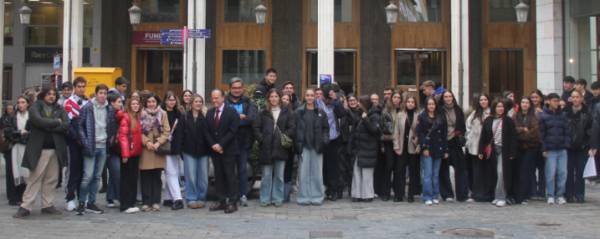 2025 11 06 Alumnos de Derecho visitasn Consejo de Cuentas