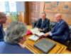 El Pleno fuie recibido en el Ayuntamiento de León