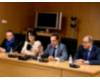 El presidente junto a los consejeros y una de las docentes