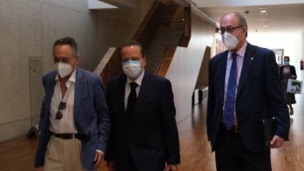 El Pleno a su llegada a las Cortes