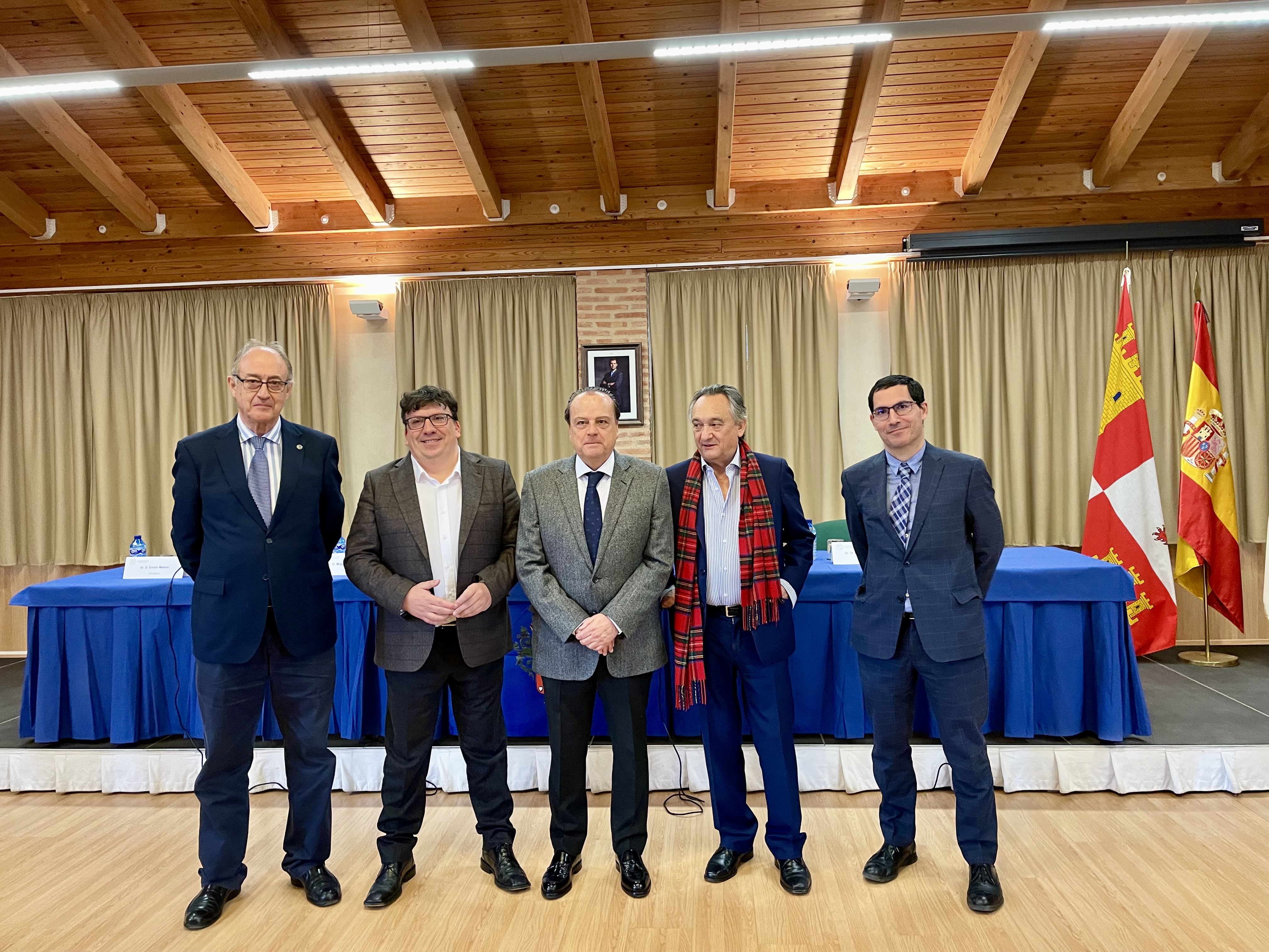 El Pleno con el alcalde de Almazán