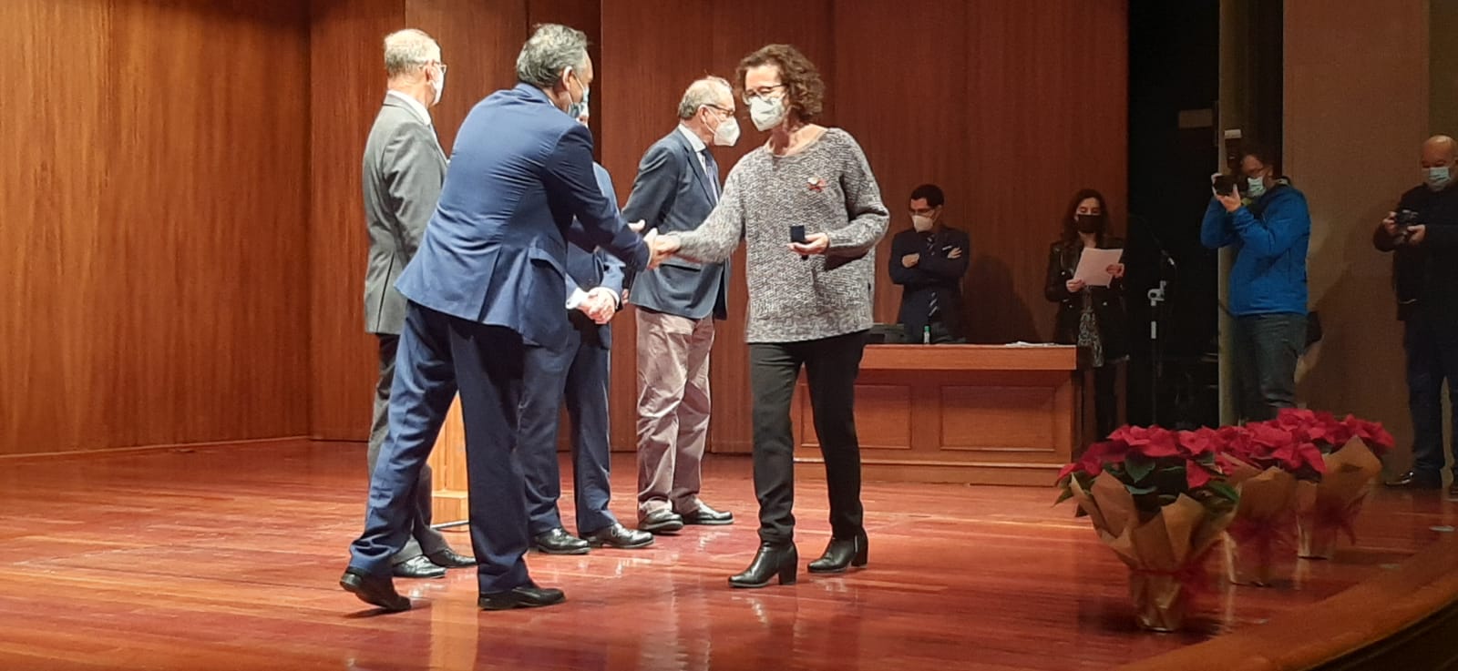 Una veintena de empleados fueron distinguidos