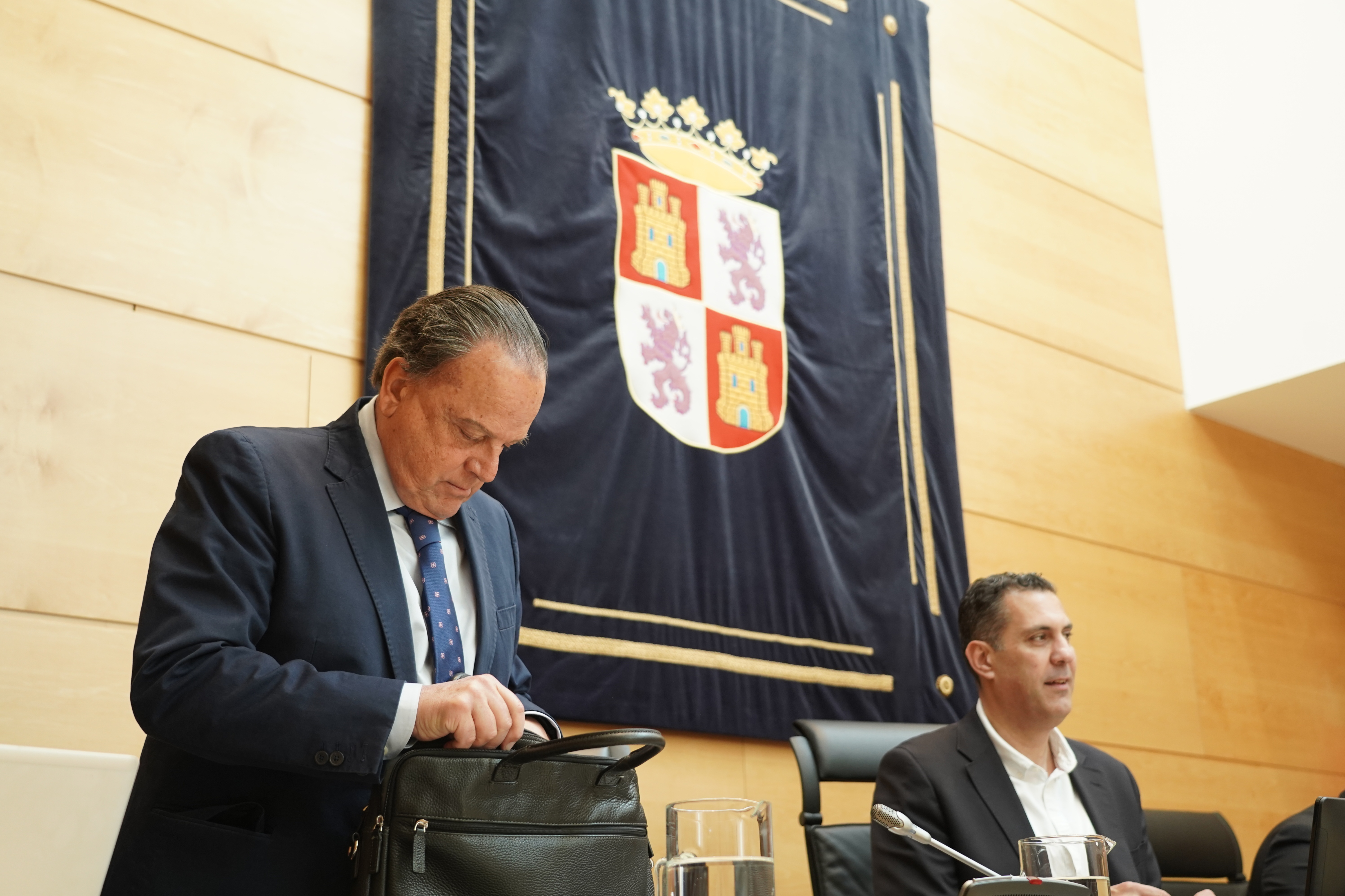Amilivia a su llegada al Parlamento