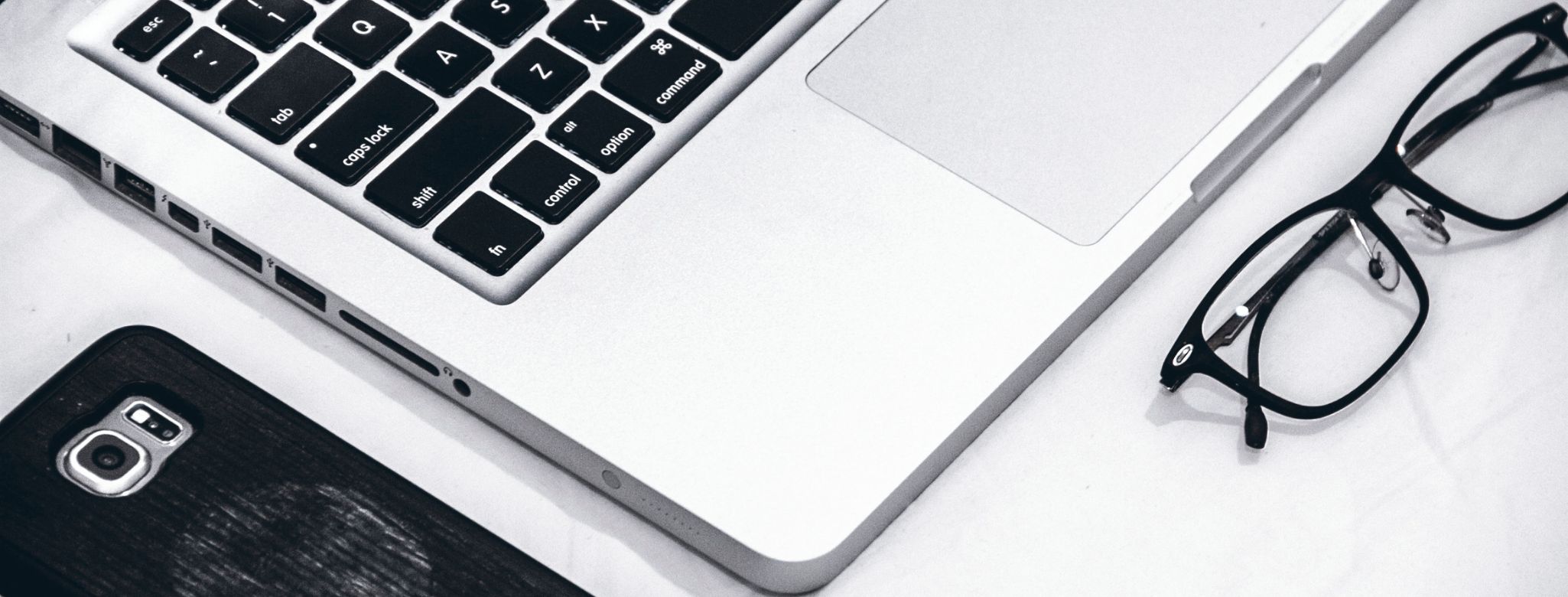 Verde Negro Página Web Corporativa Portada de Facebook (003)