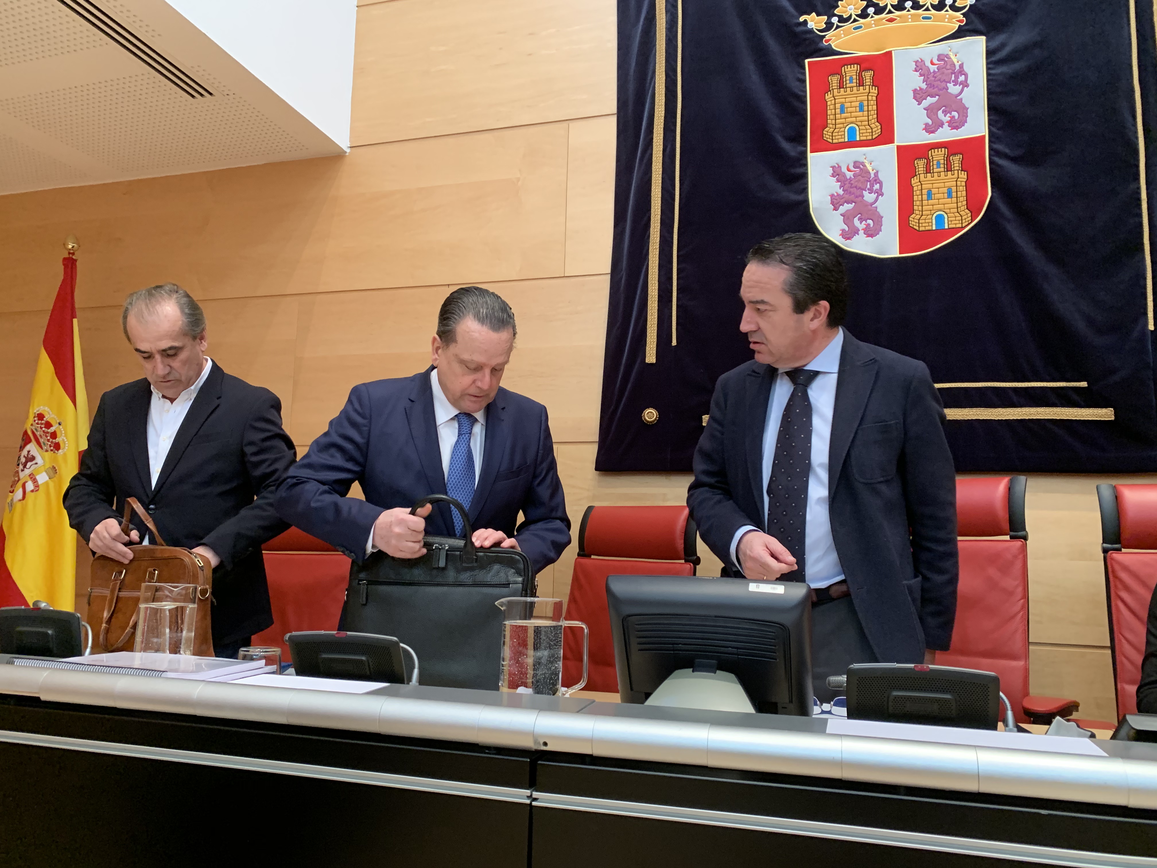 Inicio de la Comisión en Cortes