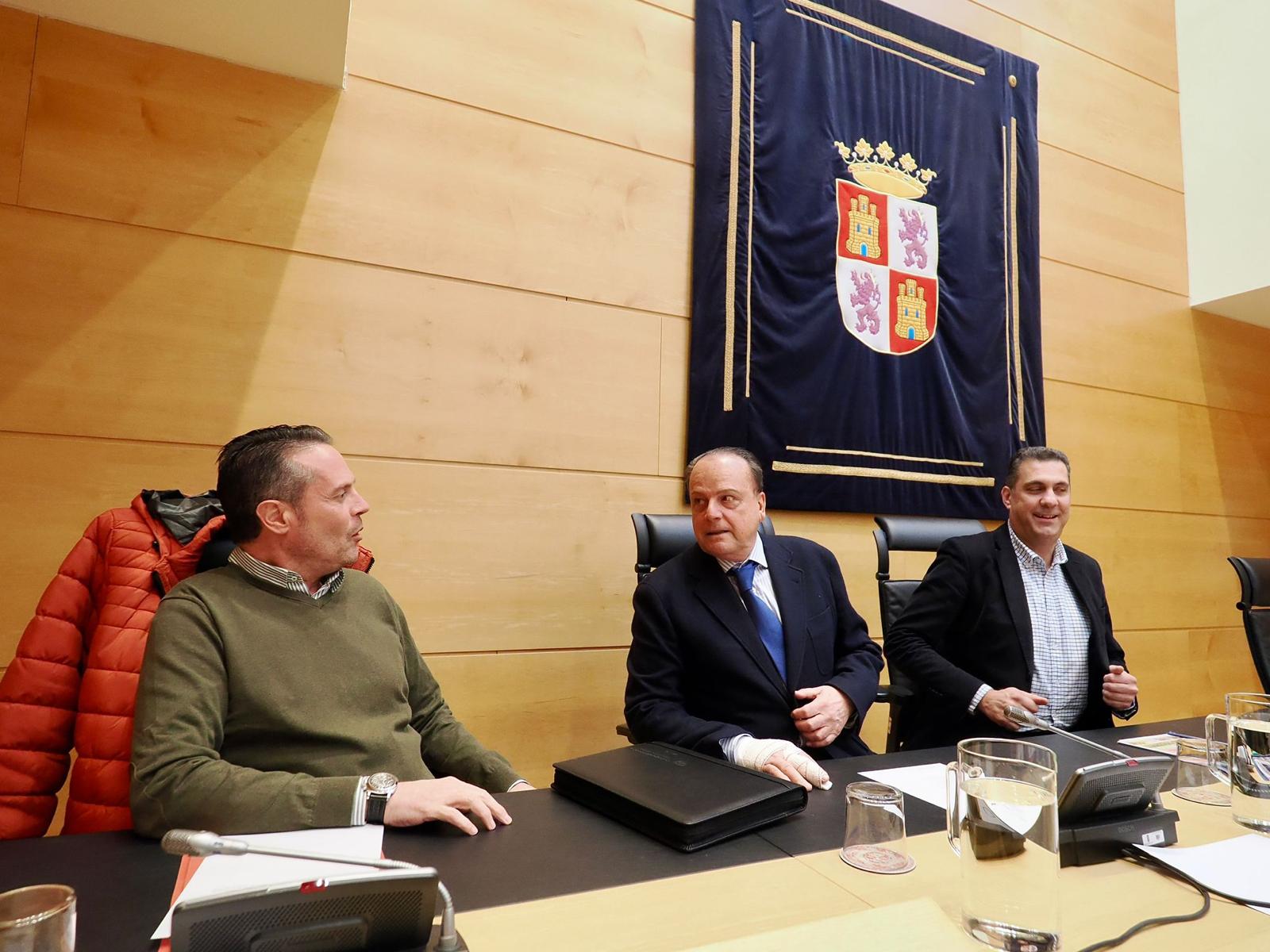 Fotografia de la Mesa de la Comisión