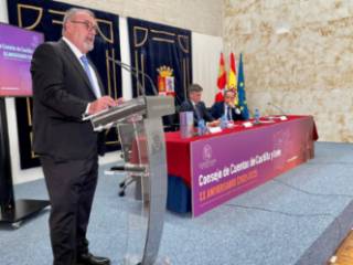 Fernando Rey pronunció la primera conferencia