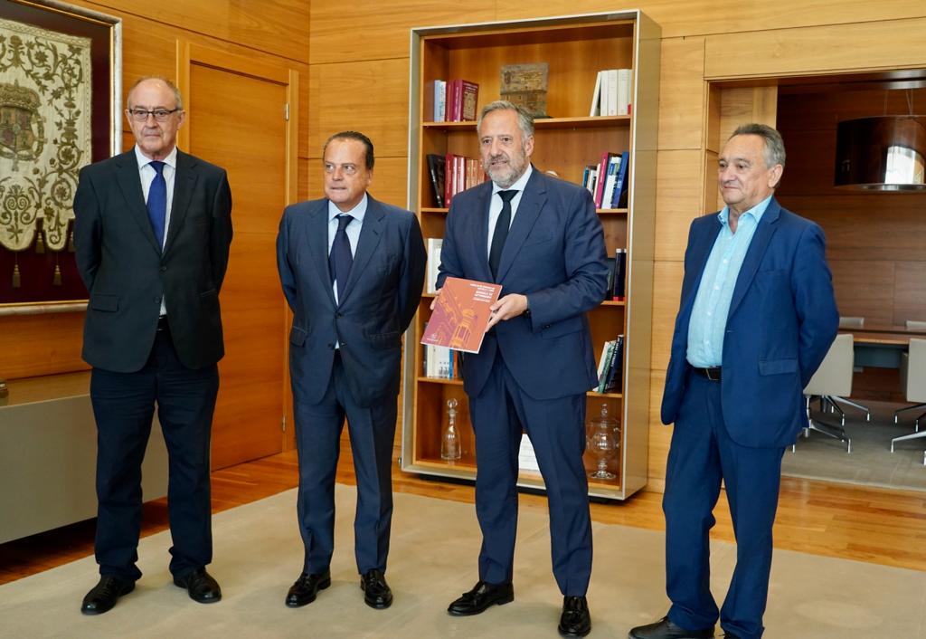 Carlos Pollán recibe al Pleno del Consejo de Cuentas