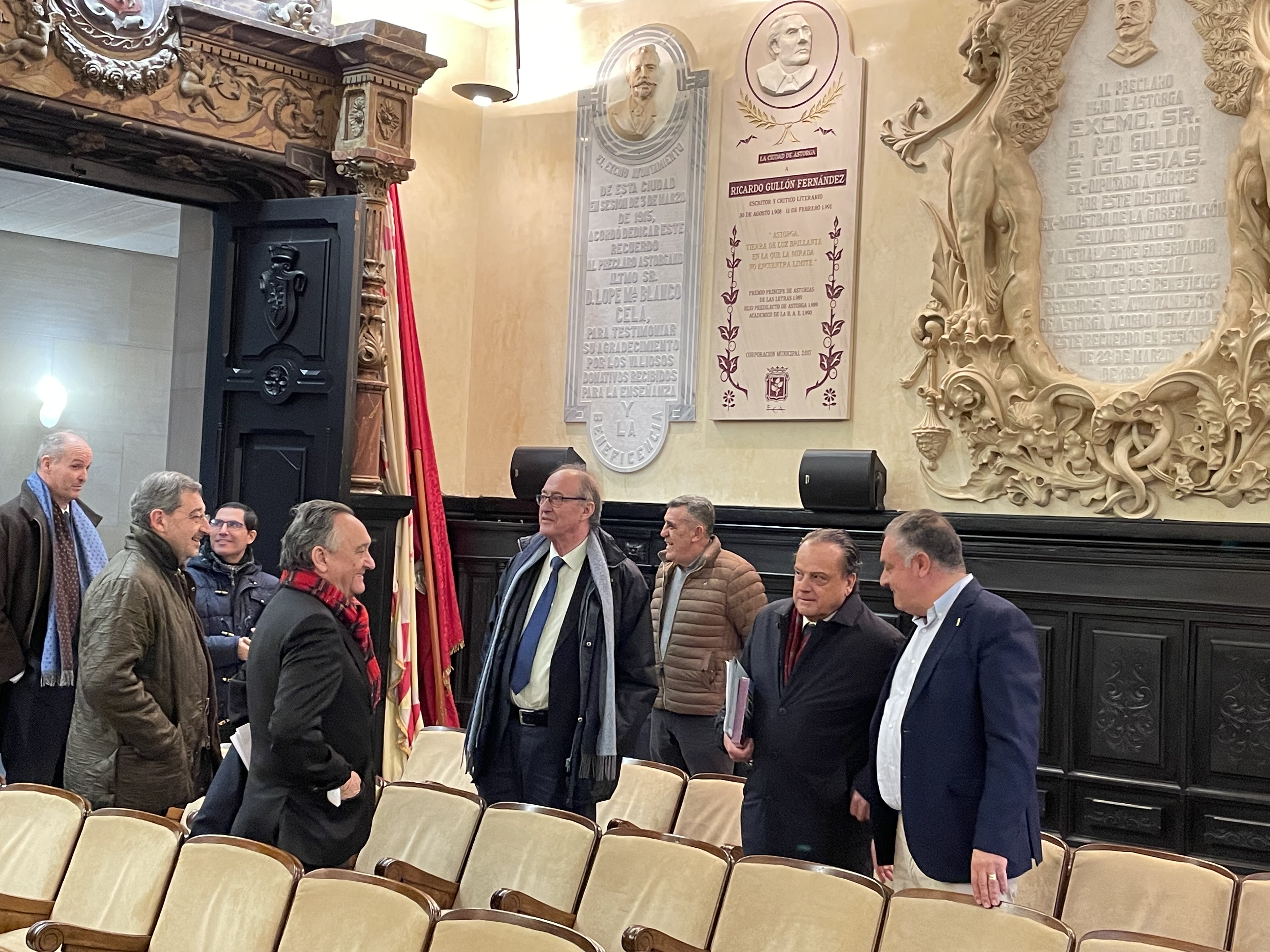 Salón de plenos de la Casa Consistorial maragata