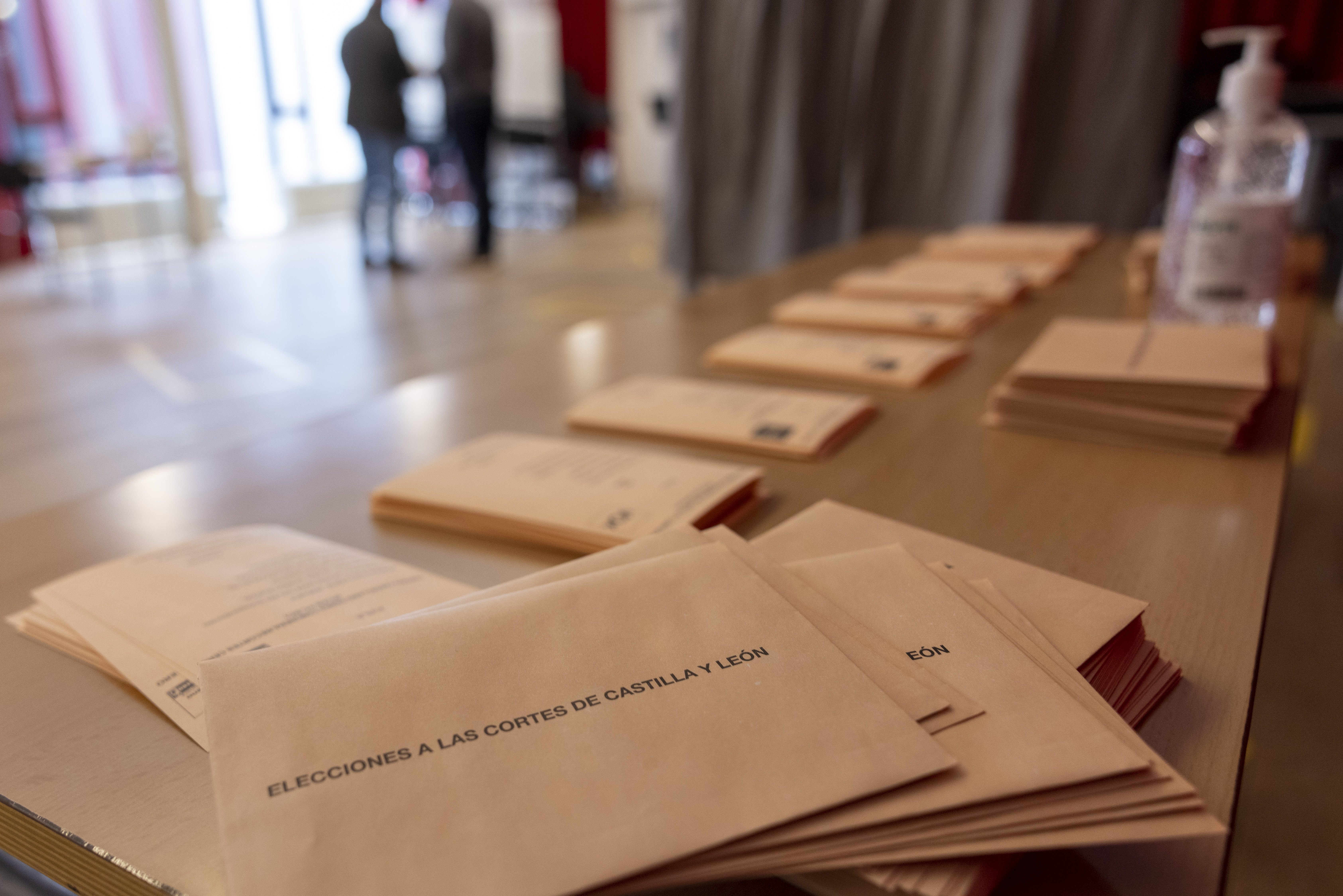 Preparativos de las elecciones del 13-F