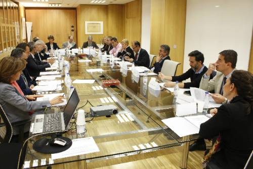 visita comisión economía y hacienda