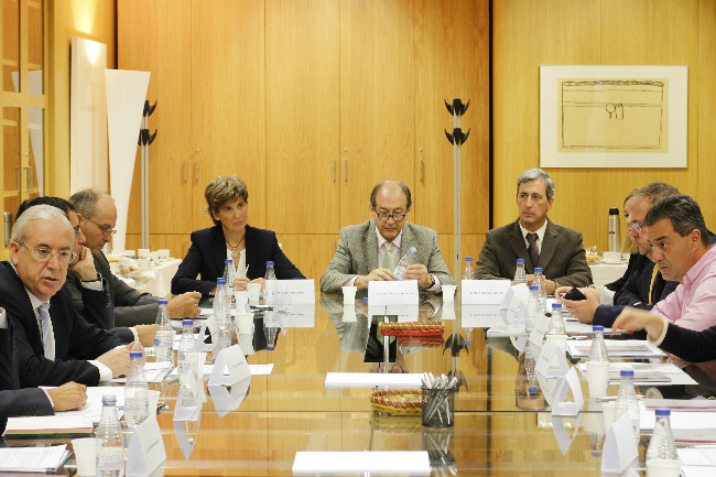 visita comisión economía y hacienda