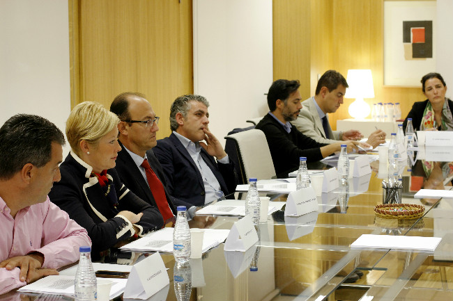 visita comisión economía y hacienda