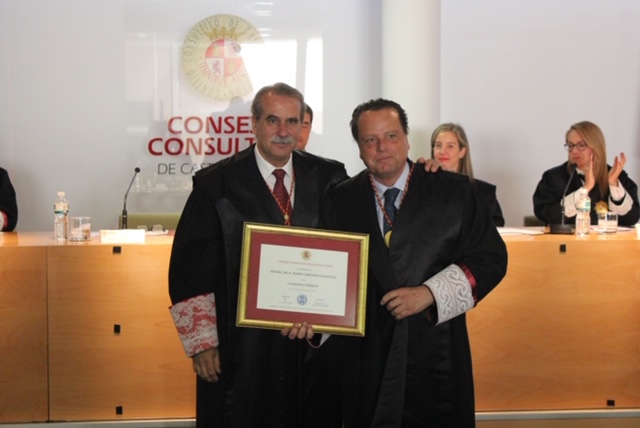 Agustín S. de Vega y Mario Amilivia