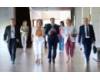 El presidente acompañado de algunos de los miembros de la Comisión